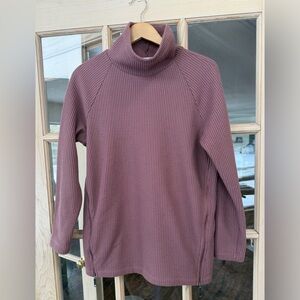 LL Bean Mauve Turtleneck Fleece Sweater (Size M)